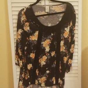 Great looking American Rag Women's Top